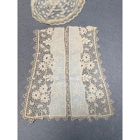 Victorian-Era Antique Lace Garments Set - Bibs Yokes & Panels - Picture 4 of 16